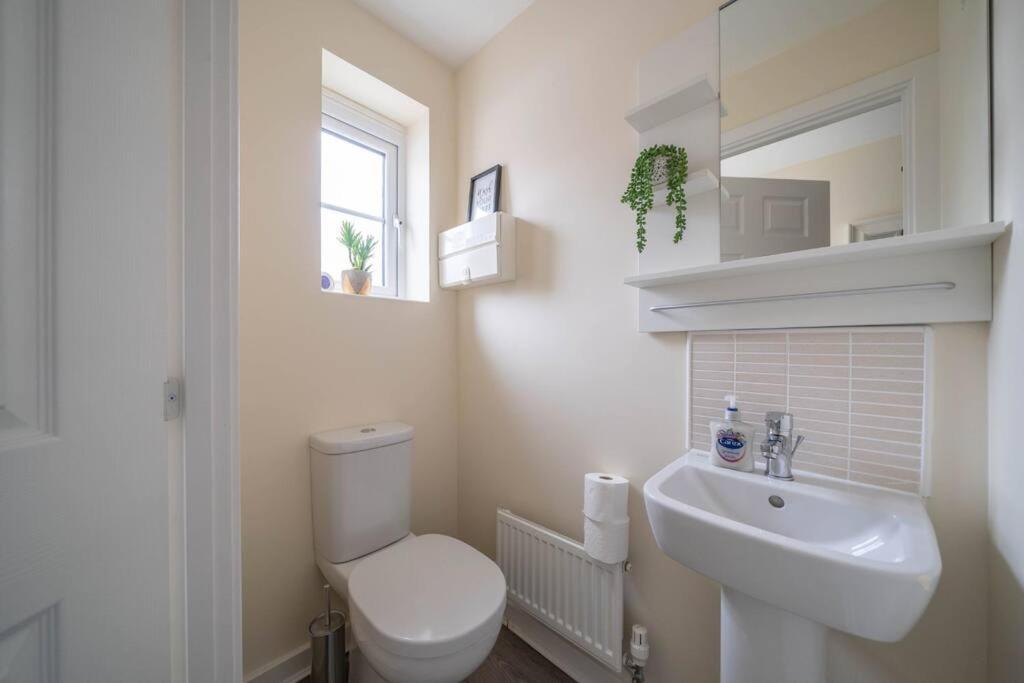 Good For Company Let 2-bed In 2x Parking Apartment *